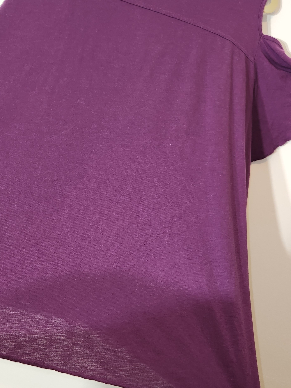💜Lane Bryant💜 Plum Purple Cold-Shoulder V-Neck Top. Knit, Comfy, Size 22 - Picture 10 of 12